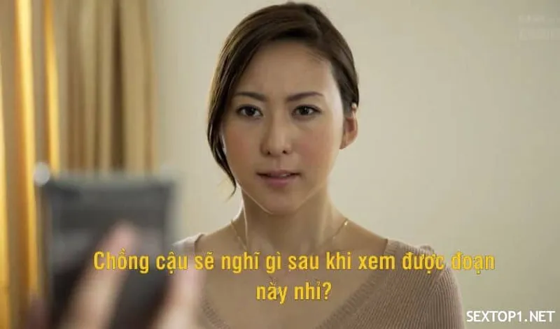 Em tiktoker cực phẩm sướng cong hết cả người anh còn bắt em tạo dáng cho anh quay phim